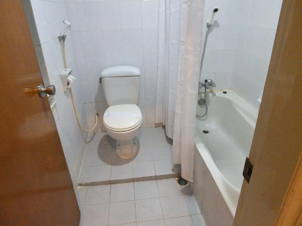 Jepara Indah Ξενοδοχείο Δωμάτιο φωτογραφία